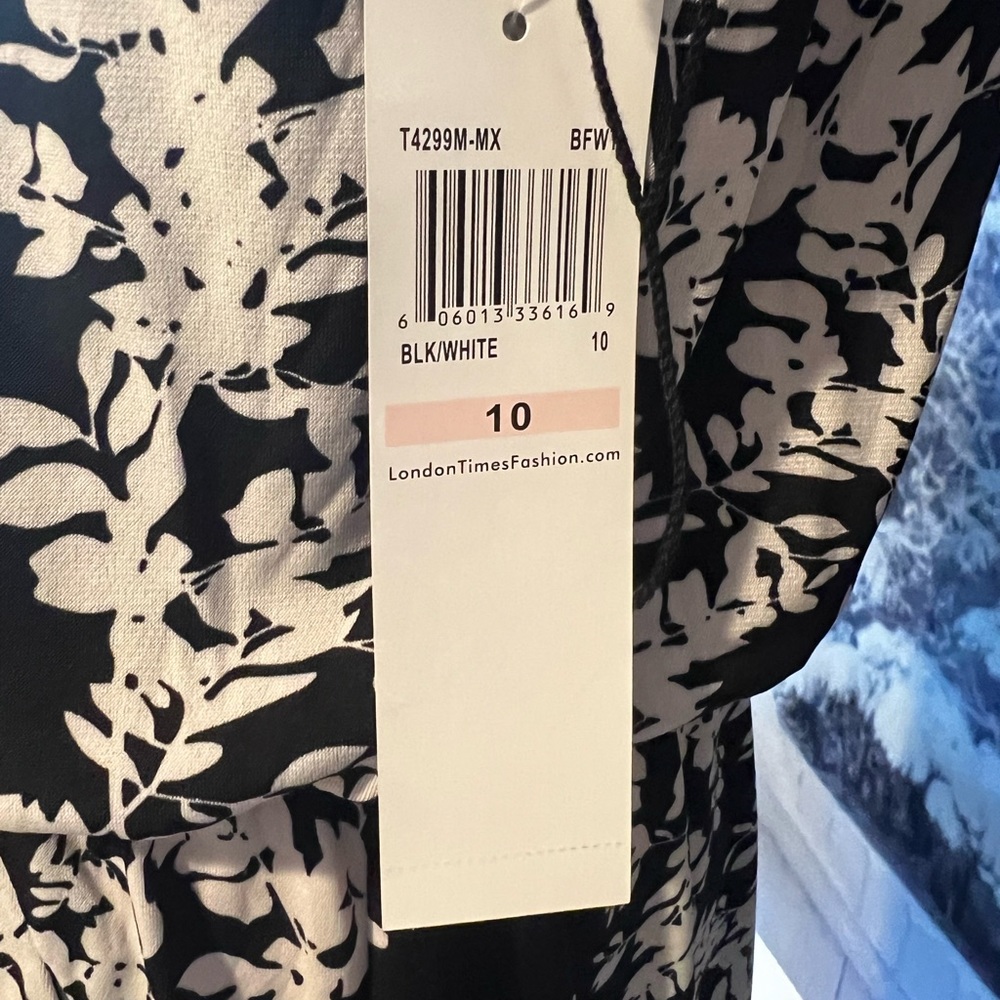 New London Times Floral Tie Waist Jumpsuit Size 10 - Picture 10 of 12